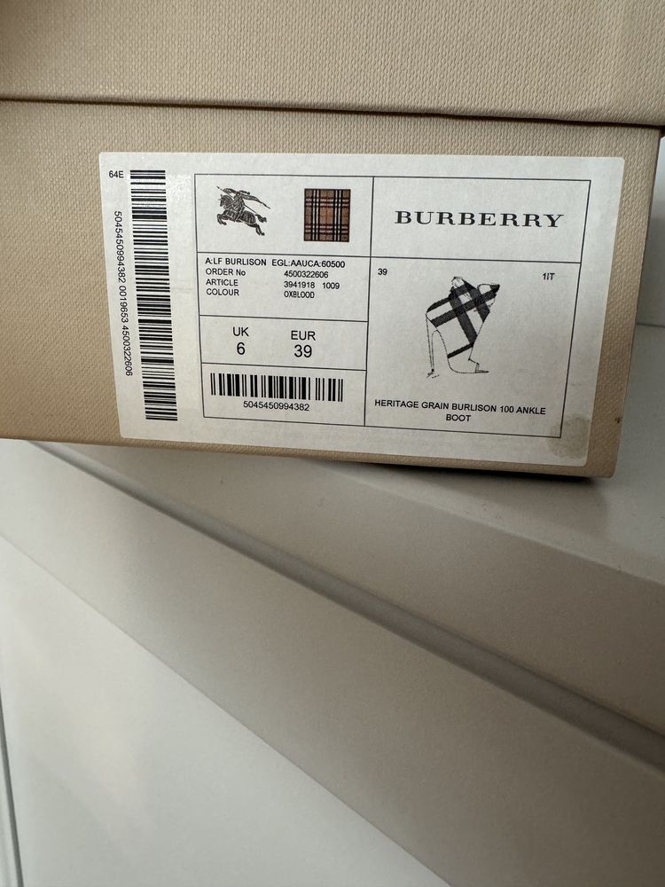 Ghete scurte / cizme Burberry