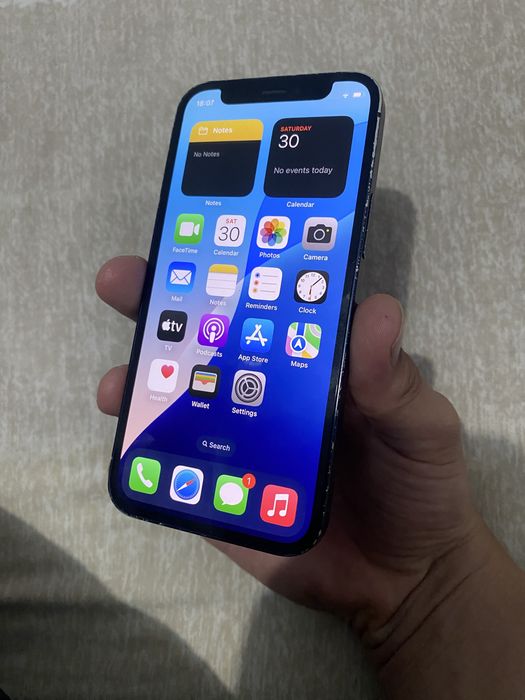 Iphone 12 mini 64gb с Зарядно