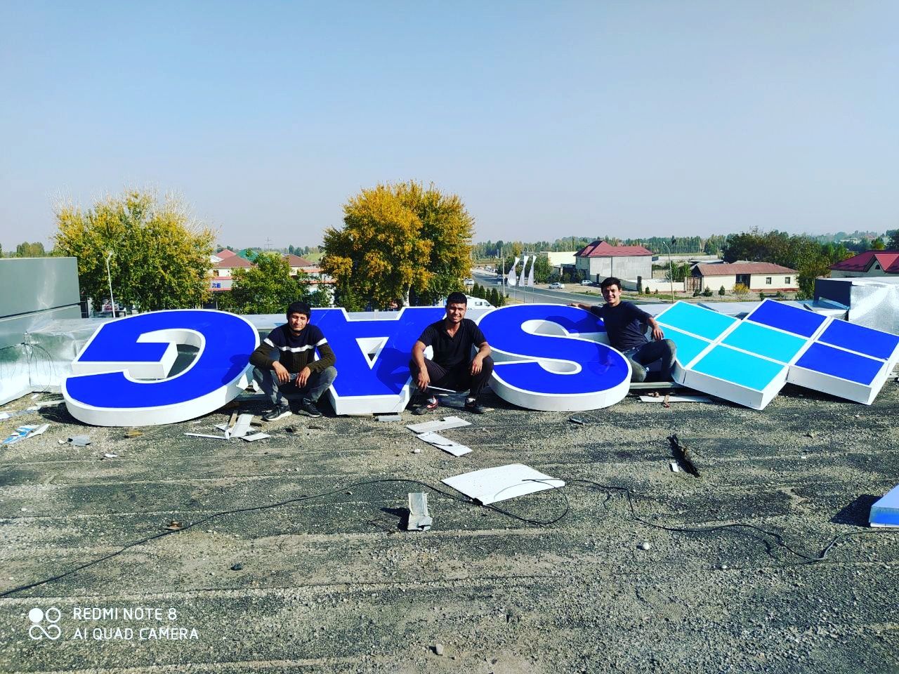 Tashqi reklama.  Bukva banner shtender afisha