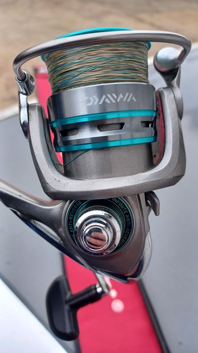 Xzoga Phantom с макара Daiwa procaster 2500A