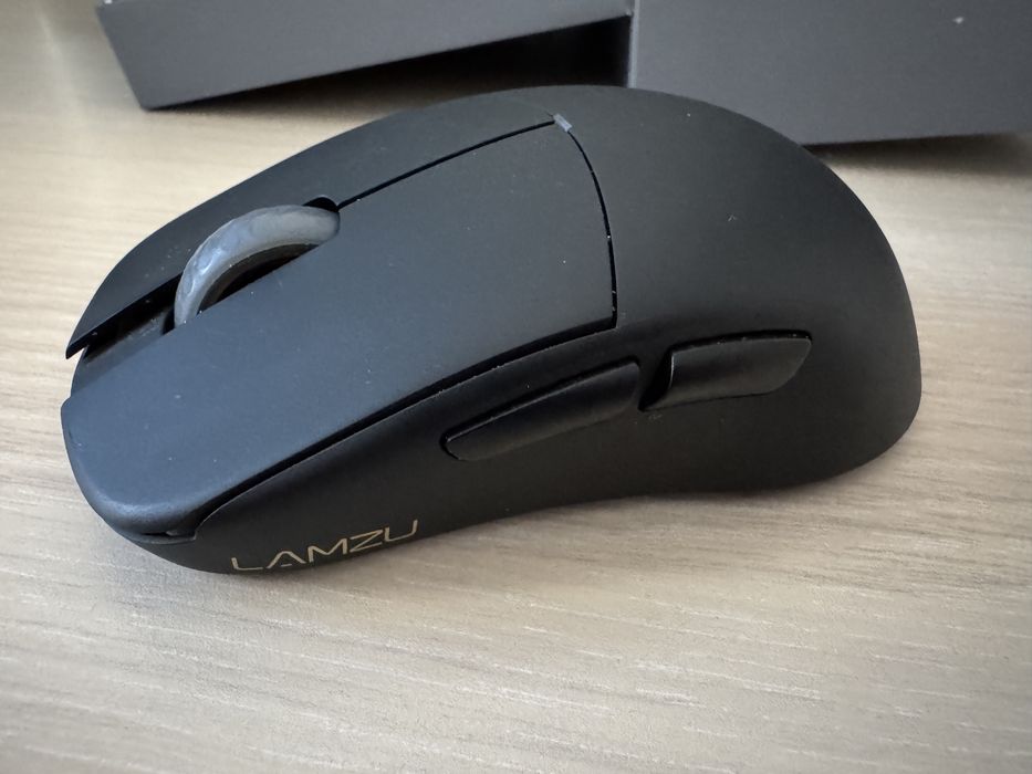 Vand mouse Lamzu Atlantis Mini in cutie