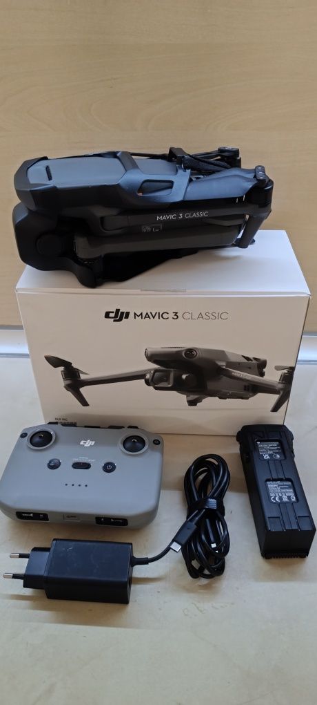 Продавам Mavic 3 classic