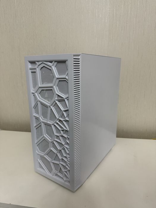 AMD Ryzen 5 5600 3.5GHz, 16GB DDR4, 1TB SSD, RX 6600 8GB GDDR6