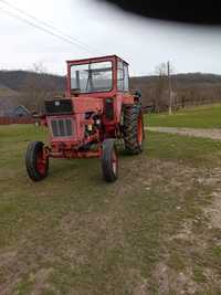 Tractor U650 în stare bună