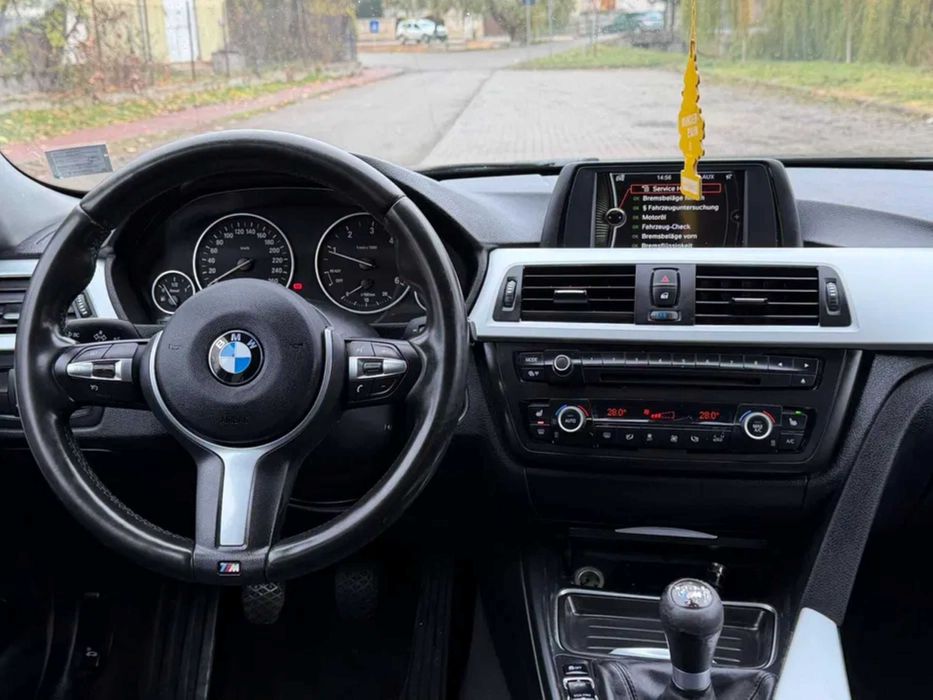 BMW 318D*F 30*143 cp*2012*EURO 5*xenon*MANUAL*climatronic*navi*nr.TOLL