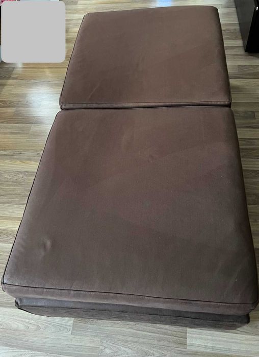 Подарявам ъглов диван с лежанка