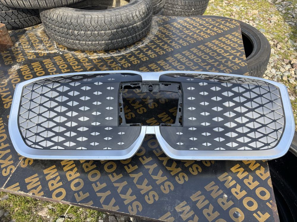 Решетка БМВ/BMW U11 U12