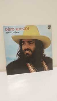 Ретро грамофона плоча с музиката на Demi's Roussos