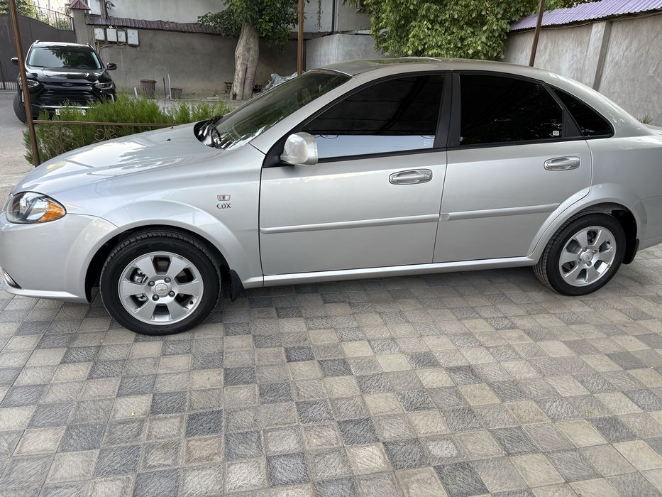 Продаю Жентра 2023 йил, узими мошинам