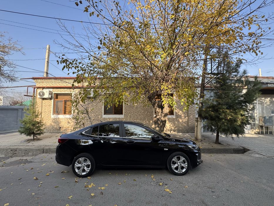 Продается дом 5.6 соток Бульвар