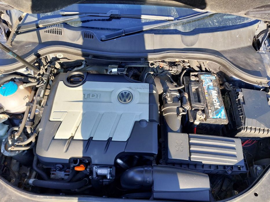 Dezmembrez/ dezmembrari Passat B6 2.0 Euro 5 CBAB