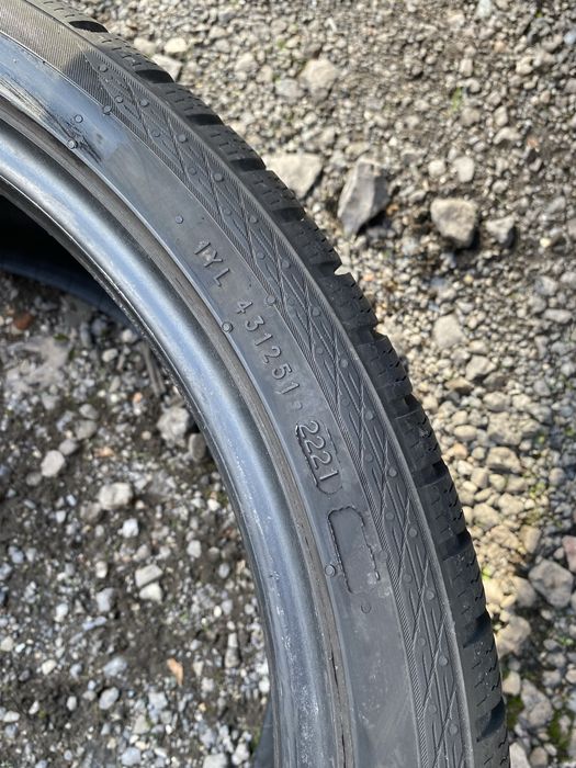 245/35/20 Nokian 2 бр