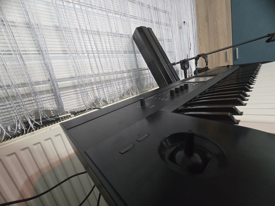 Korg krome като чисто нов