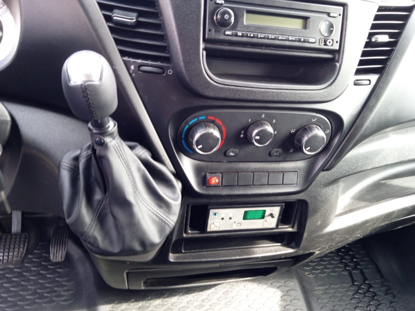 IVECO35C15-Aer Conditionat