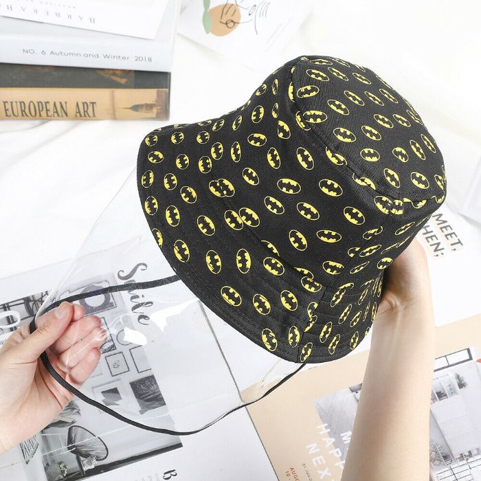 Palarie Batman! Nou ambalata! alb si negru! Noi! 2 buc