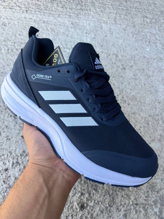 Adidas brendidan Kross