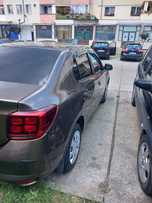 Vând Dacia Logan 2019