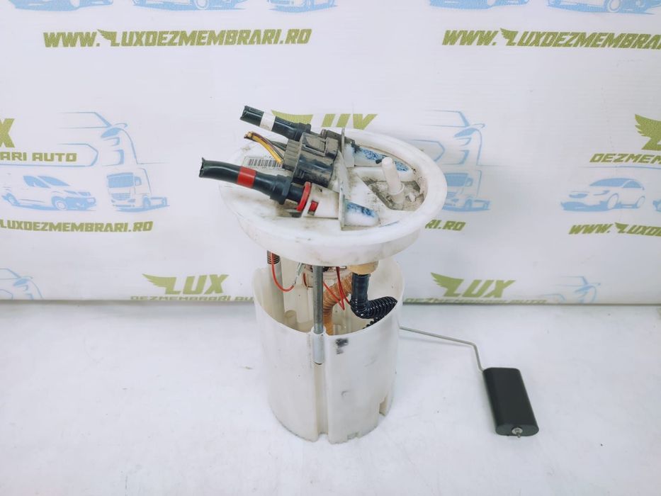 Pompa combustibil av61-9275-bc 1.6 TDCI T1DB Ford Focus 3  [din 2011 pana  2015]