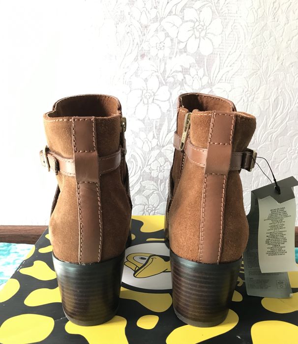 Осенние ботинки