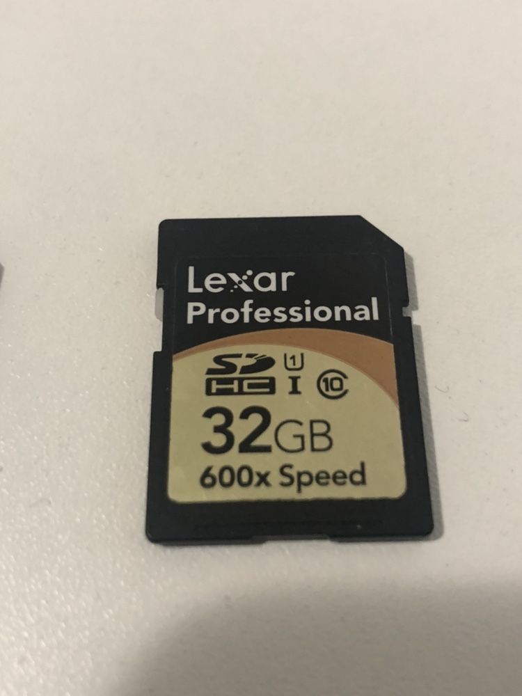 Carduri SD LEXAR SANDISK 16 si 32 gb transport gratuit