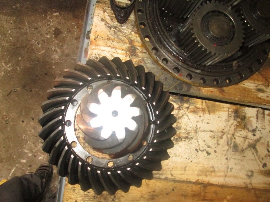 Grup conic ZF 4460 305 534 31:9 867