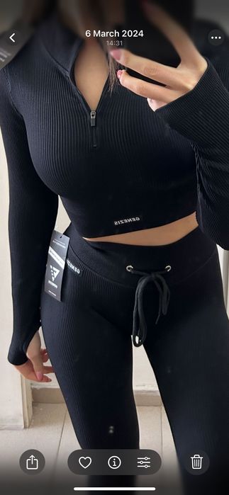 Спортен комплект от 2 части, в черен цвят, размер С