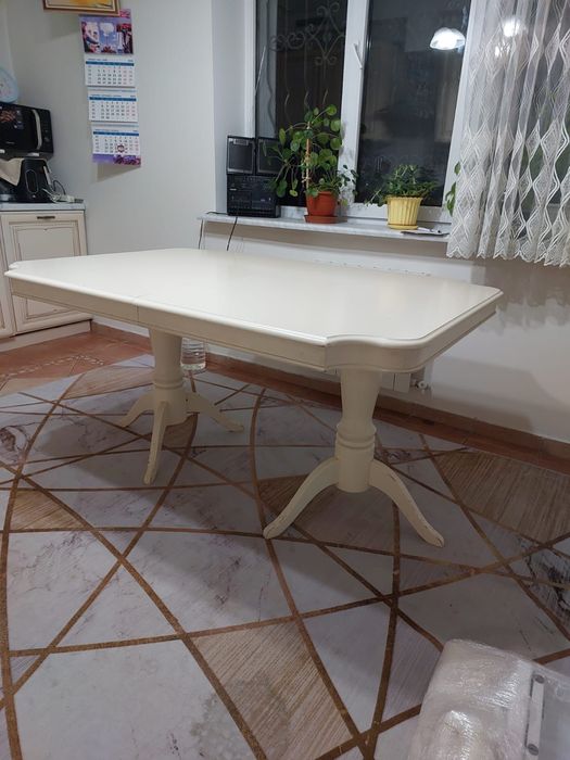 Продам стол на кухню