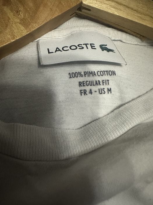 Мъжка бяла тениска Lacoste размер M!