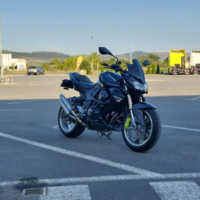 Vând Kawasaki Z1000ABS
