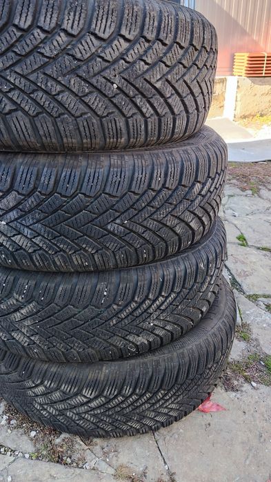 Гуми зимни 195/65/15