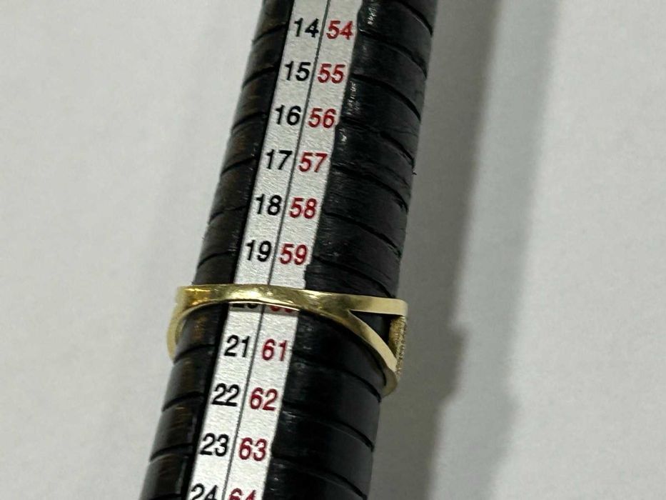 Златен пръстен 14 к 585 / 3,59 гр.
