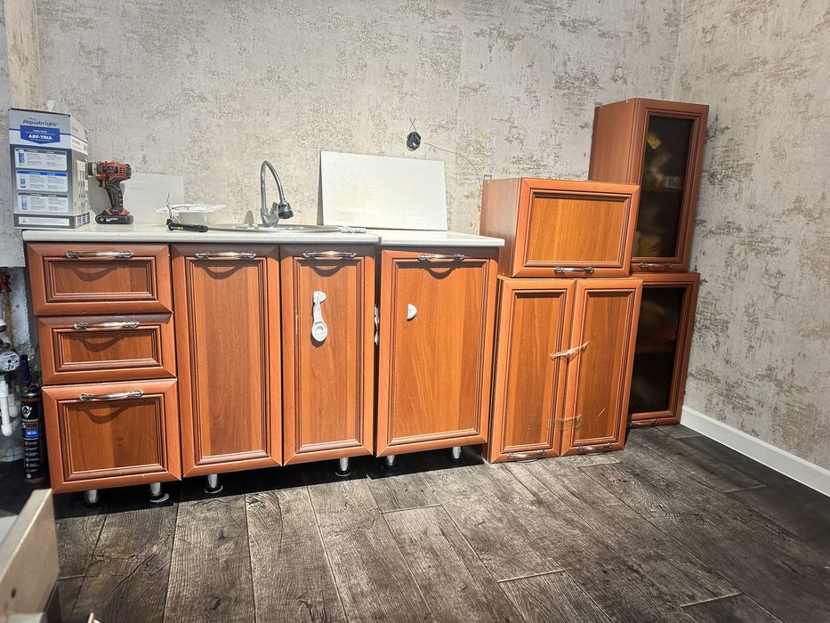 Продам кухонный гарнитур!