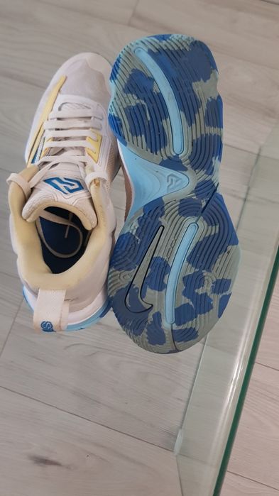 Vand adidasi unisex marimea 39, Nike