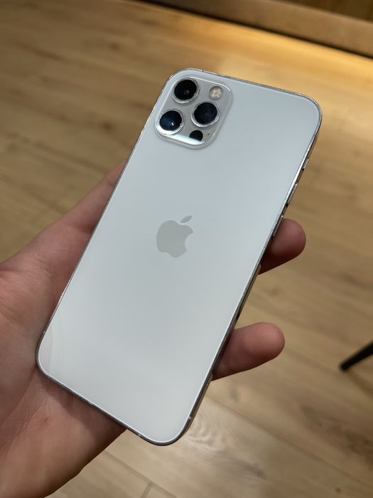 Iphone 12 Pro 100%