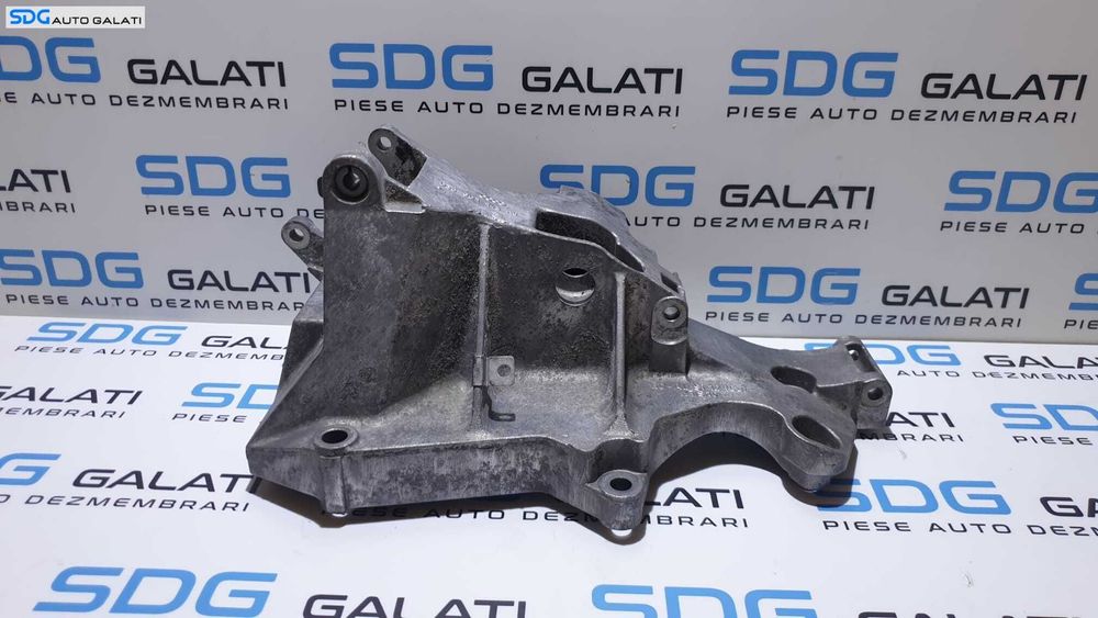 Suport Alternator Accesorii Motor cu Rola Intizatoare Curea Volkswagen Passat B5.5 1.9 TDI AVB AVF AWX 2001 - 2005 Cod 038903143AE [D0022]