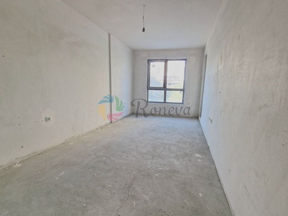 Продава се Тристаен апартамент в Варна, Левски - 115 кв.м за 1740 €/кв.м - Снимка #5