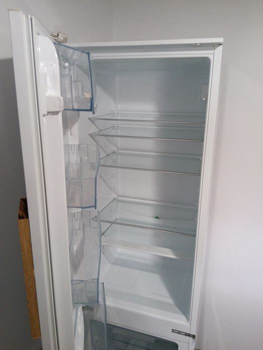 Combină frigorifică încorporabilă Electrolux