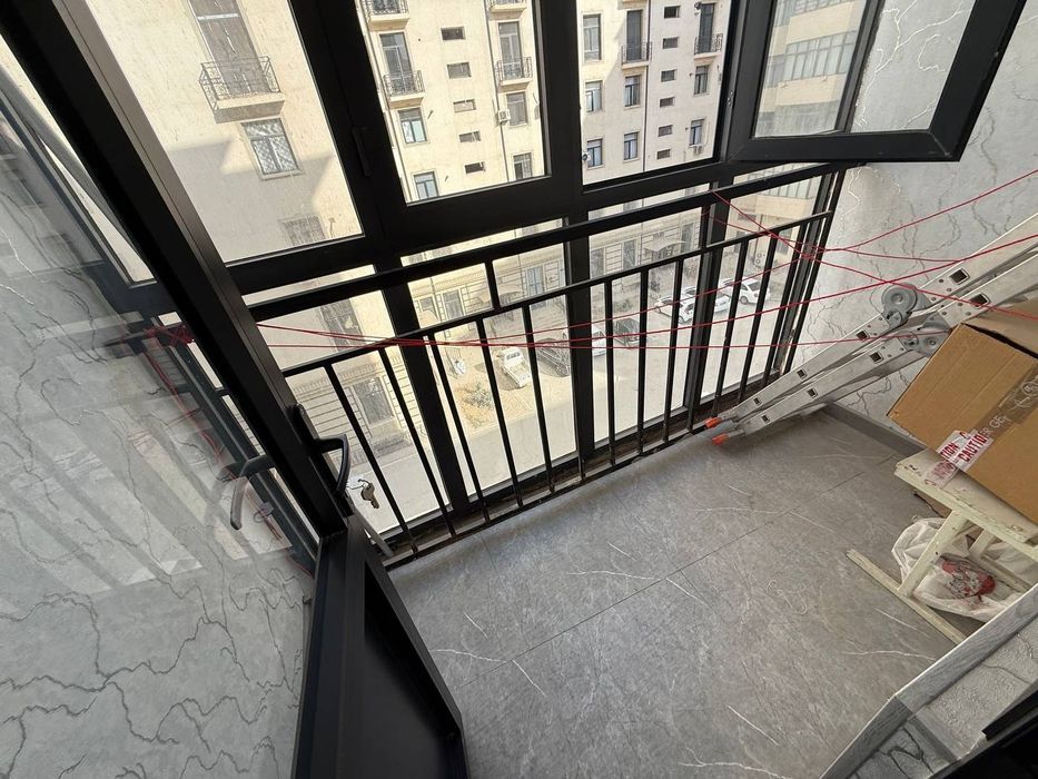 Шахар марказида жойлашган 2 хонали квартира ижарага берилади