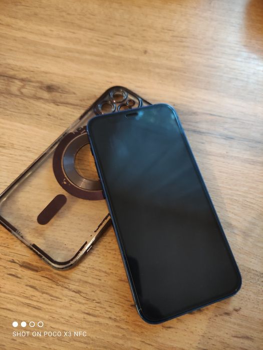 iPhone 12 mini..