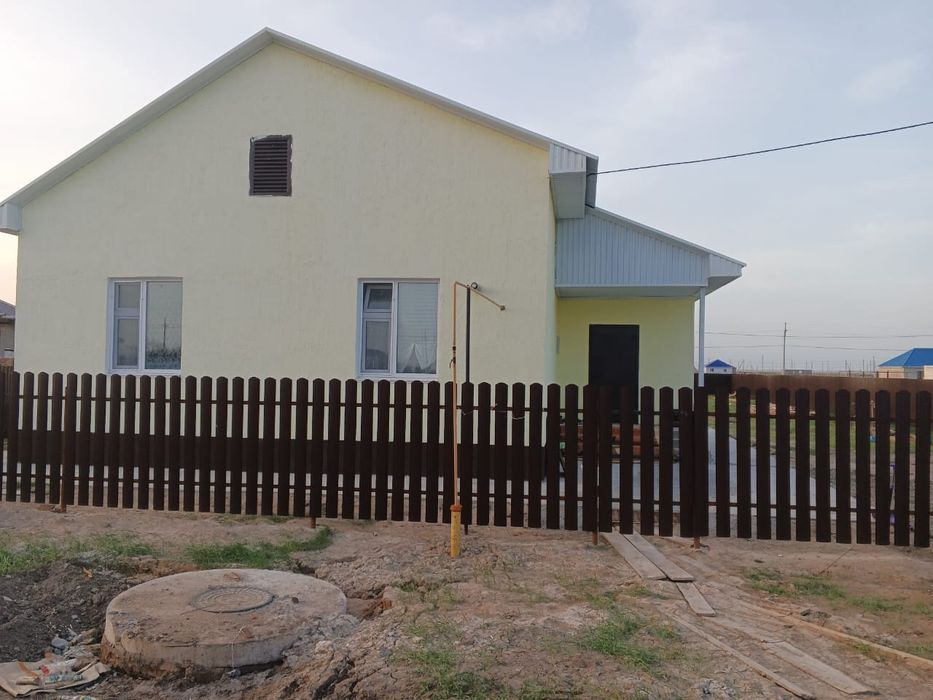 Прдам дом в новом аралтале улица асфальтирована улица  освещена