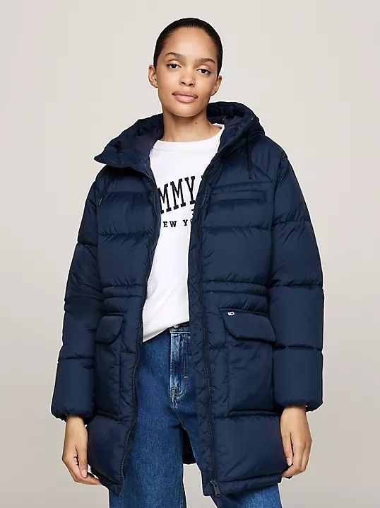 Продам новую куртку зимнюю от Tommy Hilfiger