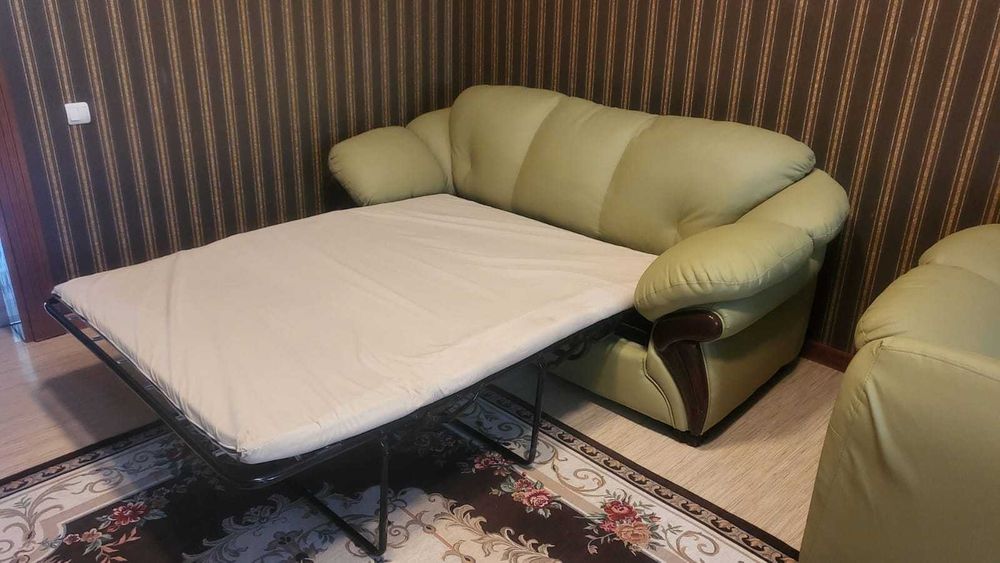 Продам  шикарный комплект диванов 3-2-1 в отличном состоянии!