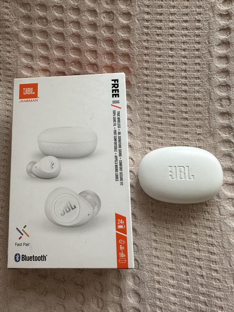 Наушники JBL FREE II