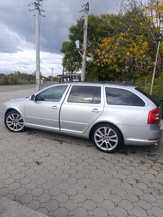 Vând Skoda Octavia 2 Vrs