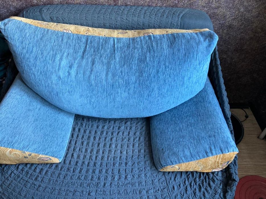 Продам мягкий уголок Б/У