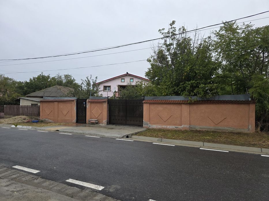 Casă din 2010 construcție Solida