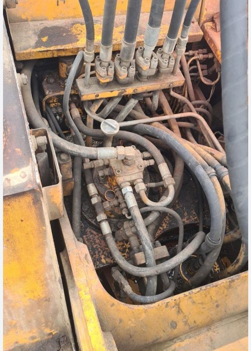 Piese escavator liebherr 902