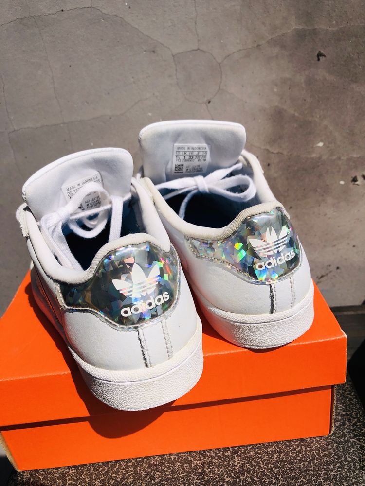 Кецове за момиче adidas superstar