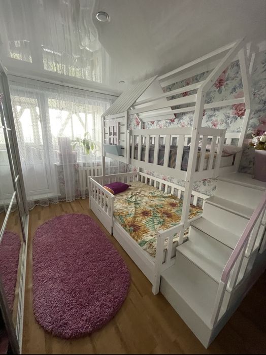 Продам двухъярусную кровать