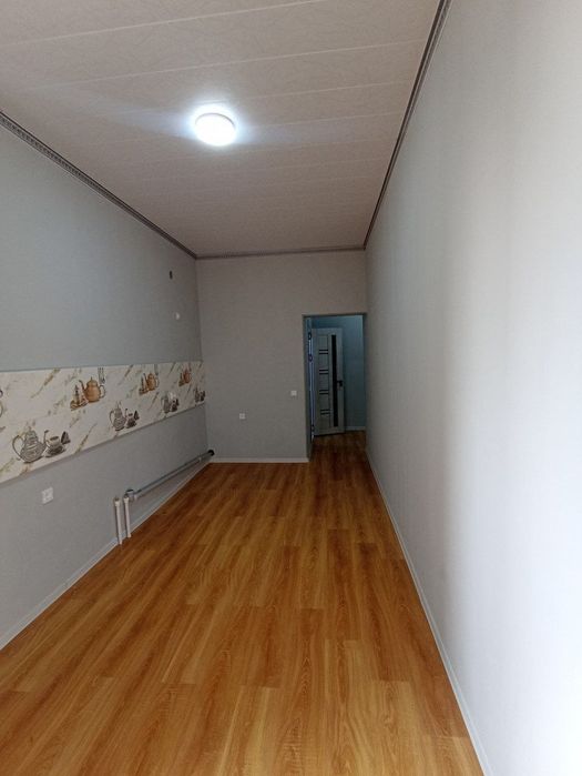 5етажлик янги домнинг 3етажидаги 1хоналик квартира сотилади